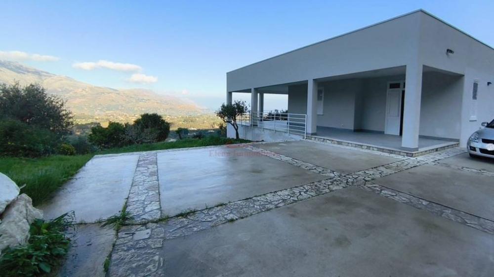 casa indipendente in vendita a Castellammare del Golfo