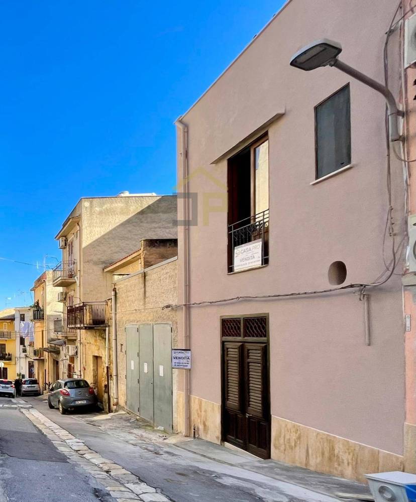 casa indipendente in vendita a Castellammare del Golfo