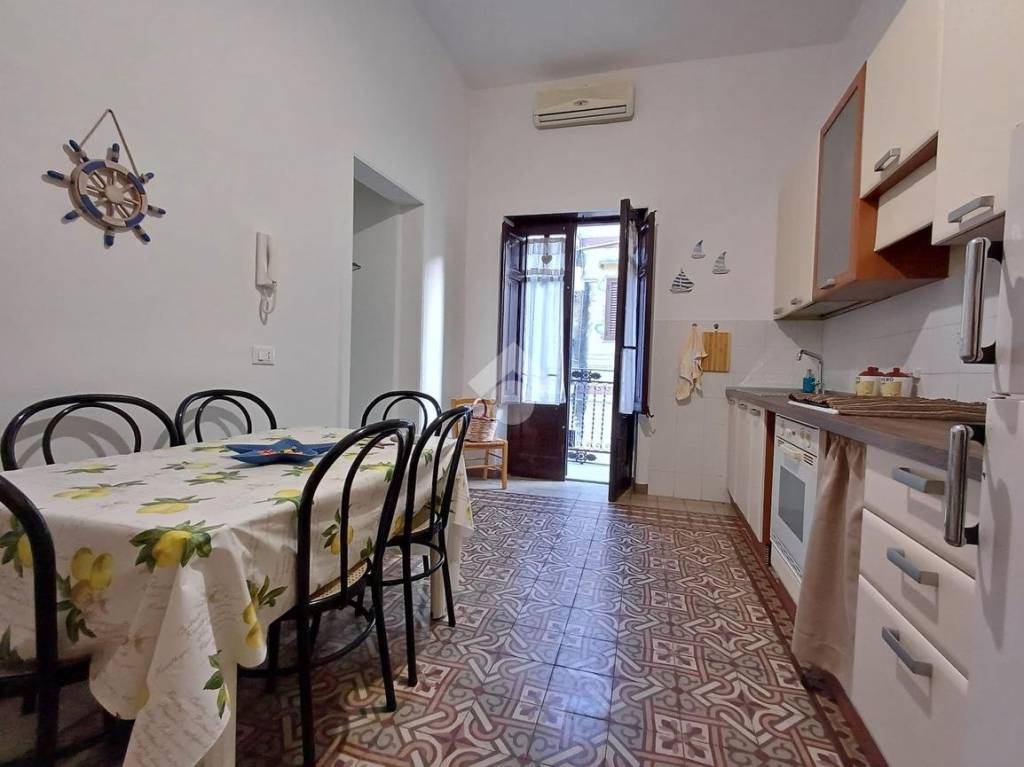 casa indipendente in vendita a Castellammare del Golfo