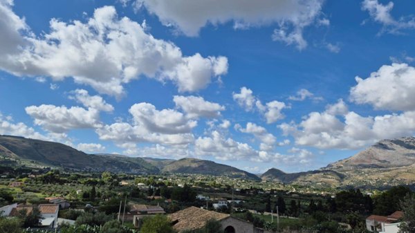 casa indipendente in vendita a Castellammare del Golfo in zona Scopello