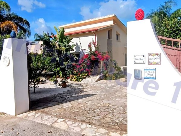 casa indipendente in vendita a Castellammare del Golfo in zona Scopello