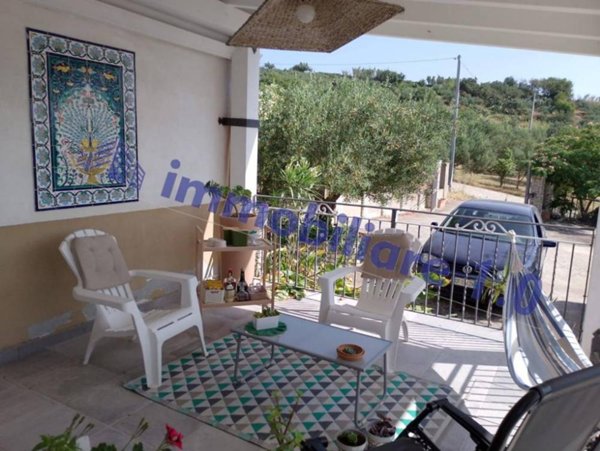 casa indipendente in vendita a Castellammare del Golfo in zona Scopello