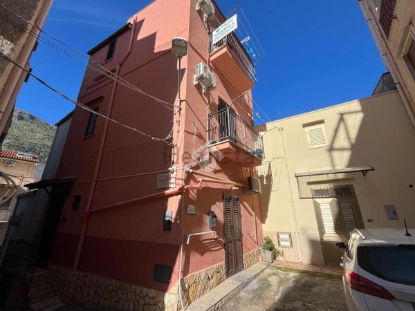 appartamento in vendita a Castellammare del Golfo