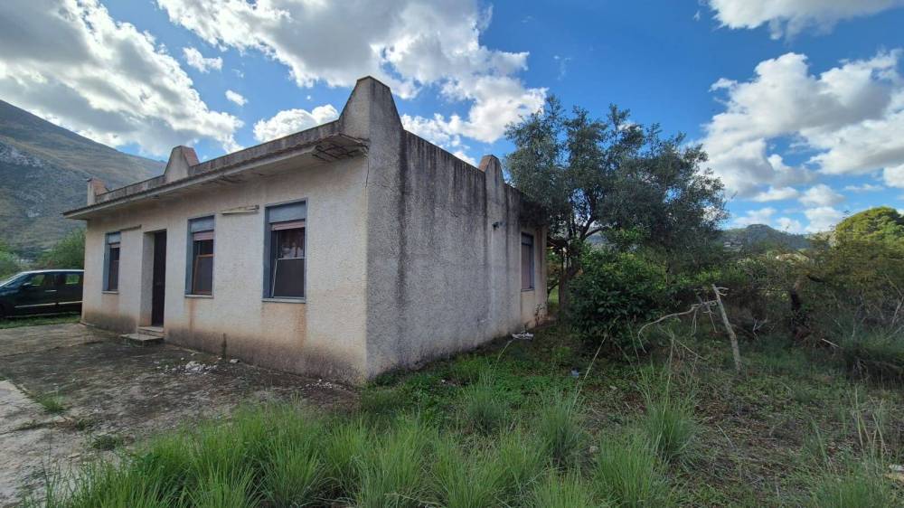 casa indipendente in vendita a Castellammare del Golfo in zona Scopello