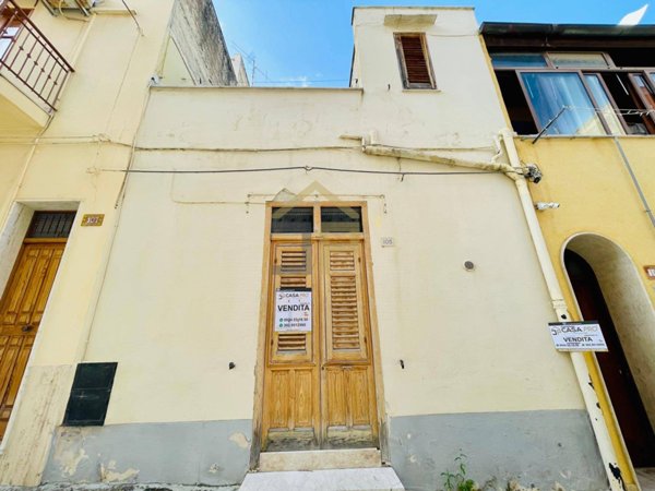 casa indipendente in vendita a Castellammare del Golfo