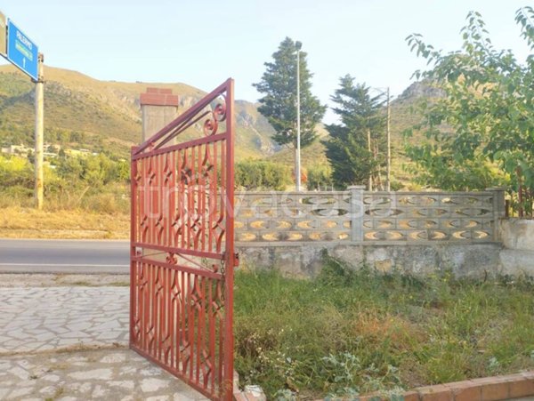 casa indipendente in vendita a Castellammare del Golfo in zona Scopello
