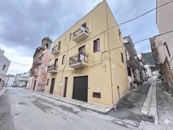 casa indipendente in vendita a Castellammare del Golfo