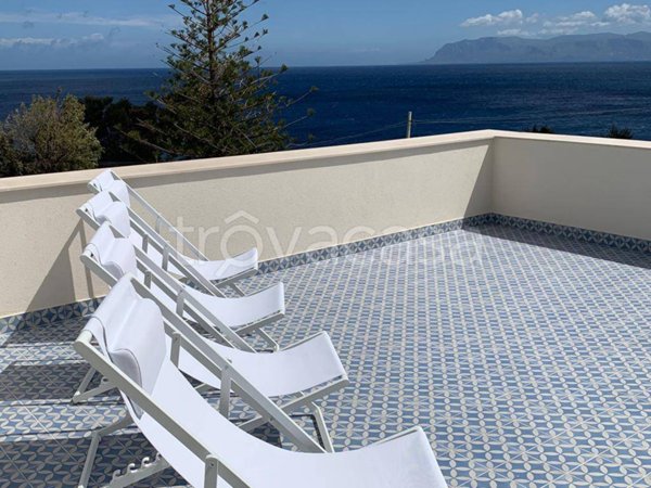 casa indipendente in vendita a Castellammare del Golfo in zona Scopello