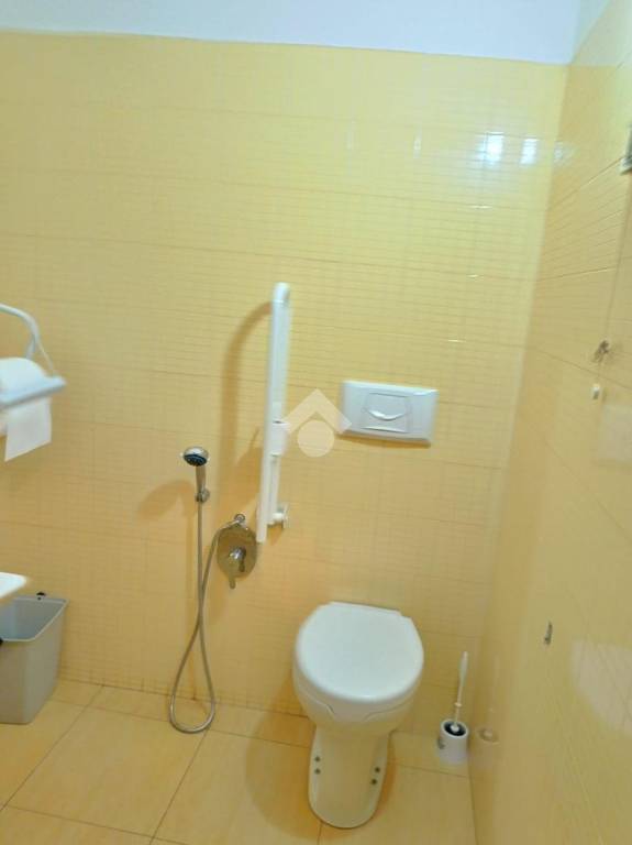 negozio in vendita a Castellammare del Golfo