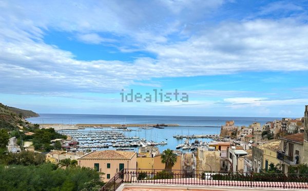 casa indipendente in vendita a Castellammare del Golfo