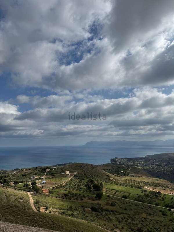 casa indipendente in vendita a Castellammare del Golfo in zona Scopello