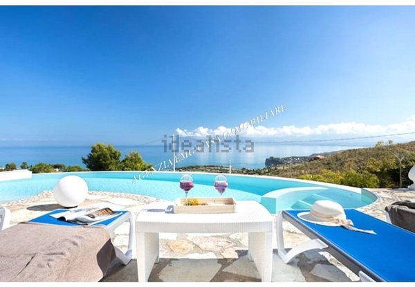 casa indipendente in vendita a Castellammare del Golfo in zona Scopello