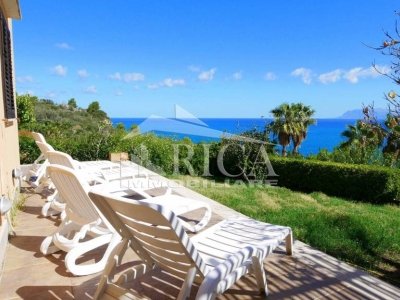 casa indipendente in vendita a Castellammare del Golfo in zona Scopello