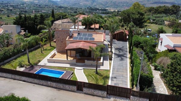 casa indipendente in vendita a Castellammare del Golfo in zona Scopello
