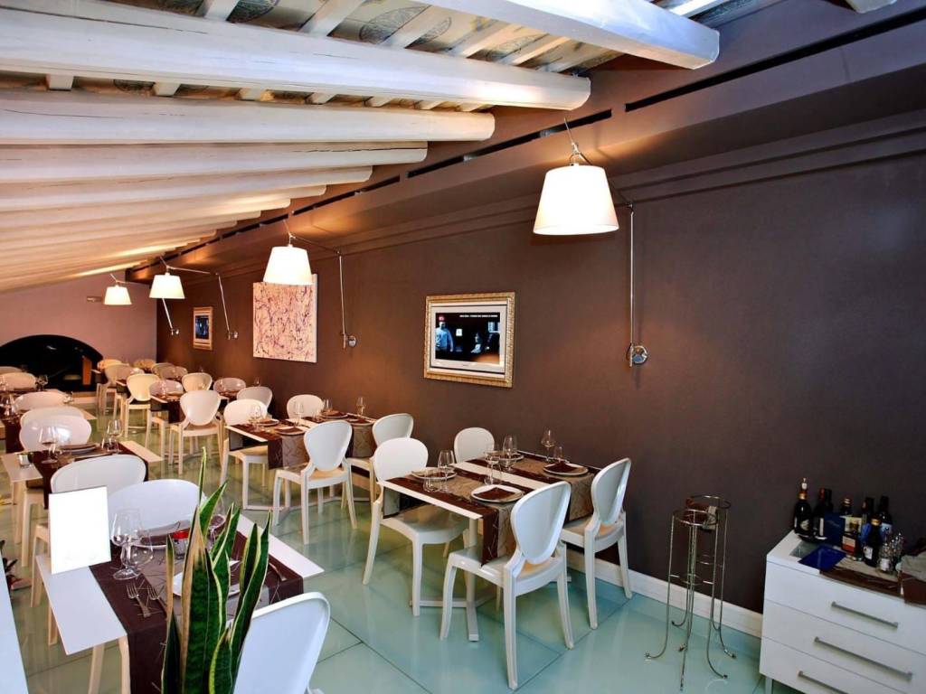 negozio in vendita a Castellammare del Golfo