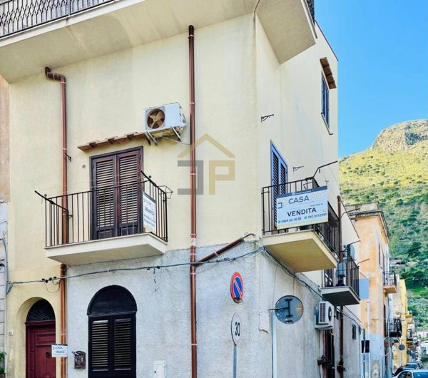 appartamento in vendita a Castellammare del Golfo