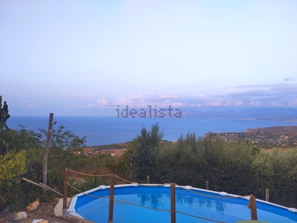 casa indipendente in vendita a Castellammare del Golfo