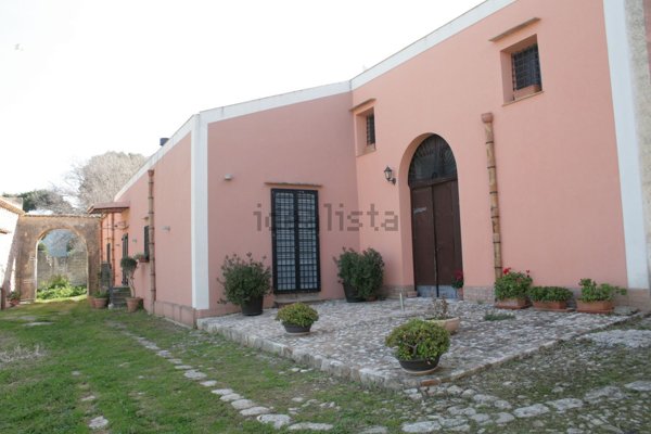 casa indipendente in vendita a Castellammare del Golfo in zona Scopello