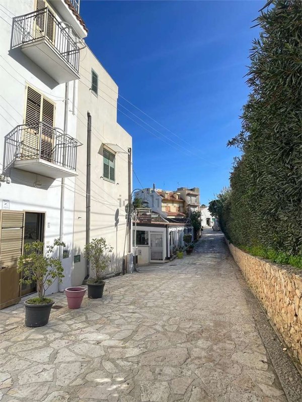 casa indipendente in vendita a Castellammare del Golfo in zona Scopello