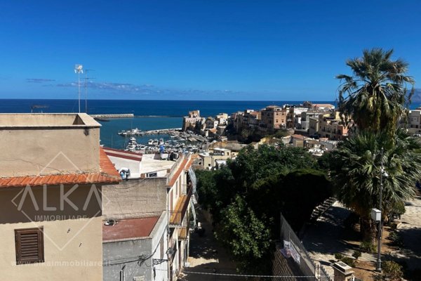 casa indipendente in vendita a Castellammare del Golfo