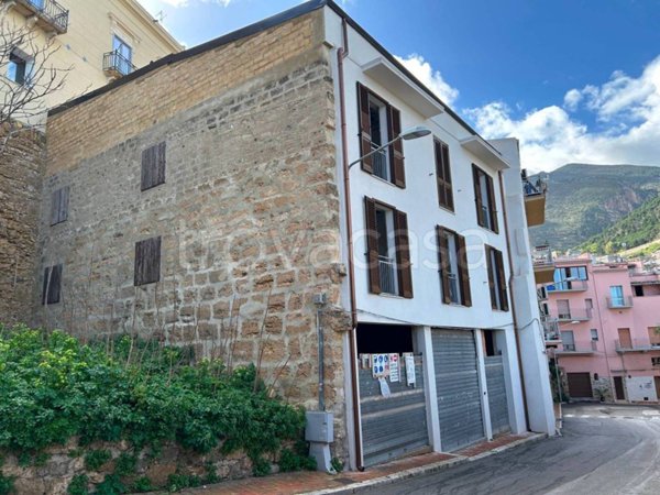 casa indipendente in vendita a Castellammare del Golfo