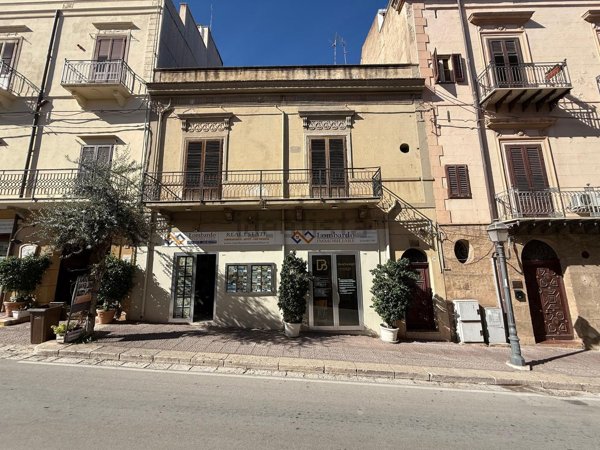 casa indipendente in vendita a Castellammare del Golfo