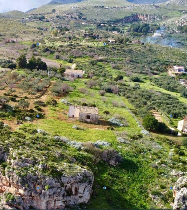 casa indipendente in vendita a Castellammare del Golfo
