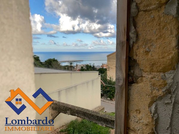 casa indipendente in vendita a Castellammare del Golfo