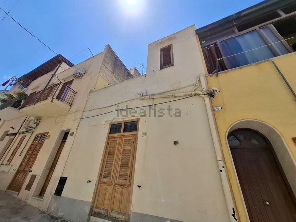 casa indipendente in vendita a Castellammare del Golfo