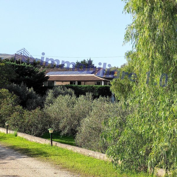 casa indipendente in vendita a Castellammare del Golfo in zona Scopello