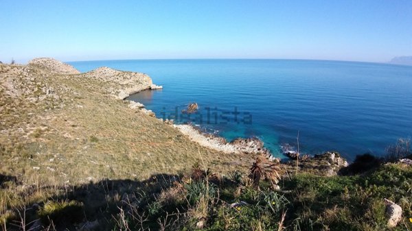 casa indipendente in vendita a Castellammare del Golfo in zona Scopello