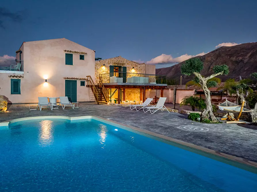 casa indipendente in vendita a Castellammare del Golfo in zona Scopello