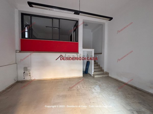 locale commerciale in vendita a Castellammare del Golfo