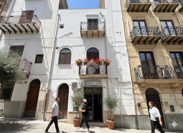 casa semindipendente in vendita a Castellammare del Golfo