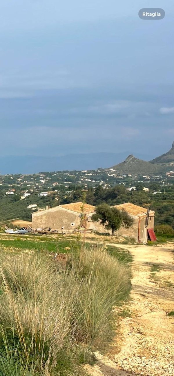 appartamento in vendita a Castellammare del Golfo in zona Scopello