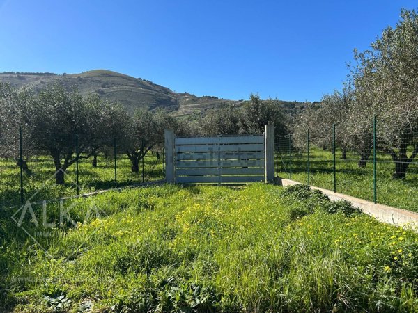 terreno edificabile in vendita a Castellammare del Golfo
