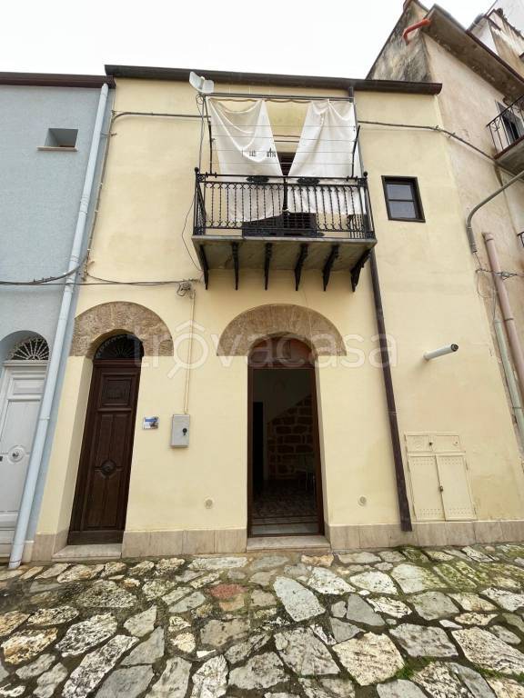casa indipendente in vendita a Castellammare del Golfo