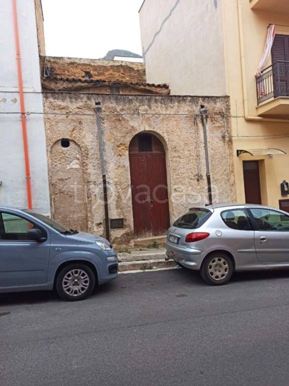casa indipendente in vendita a Castellammare del Golfo