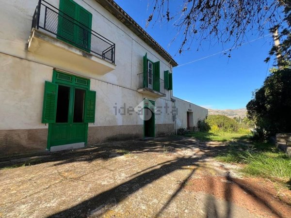 casa indipendente in vendita a Castellammare del Golfo