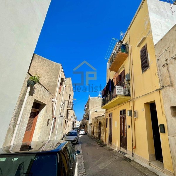 casa semindipendente in vendita a Castellammare del Golfo