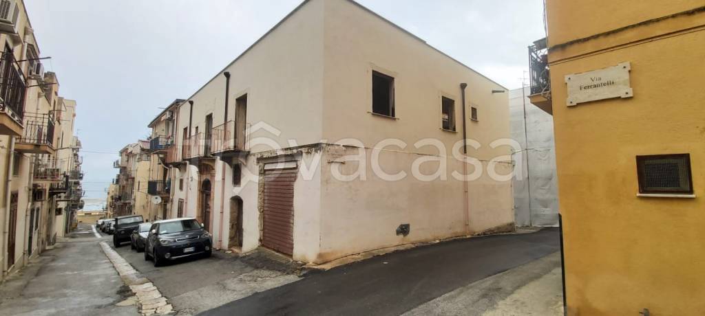casa indipendente in vendita a Castellammare del Golfo