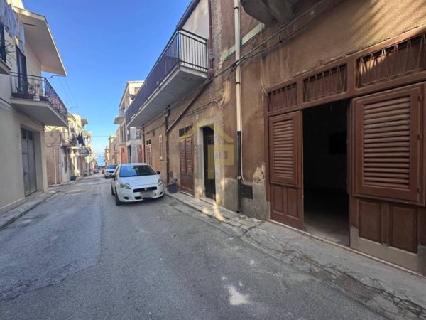 casa indipendente in vendita a Castellammare del Golfo