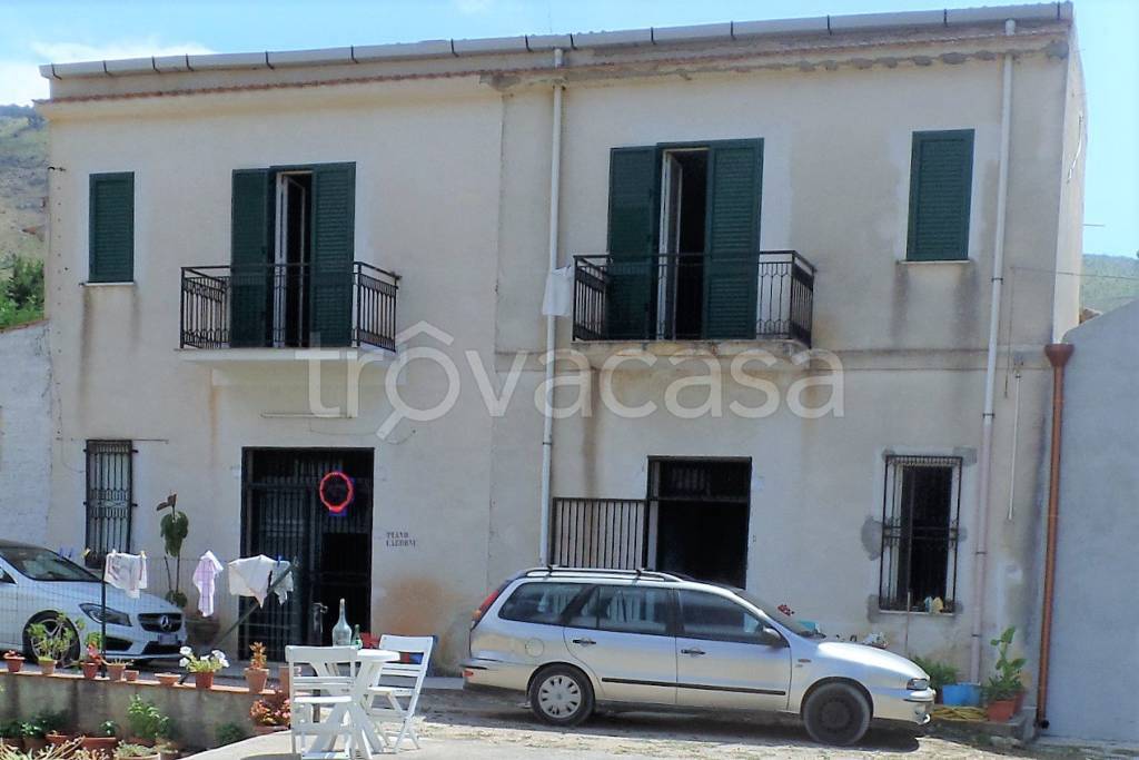 casa indipendente in vendita a Castellammare del Golfo in zona Scopello