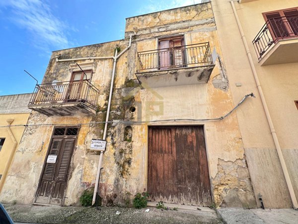 casa indipendente in vendita a Castellammare del Golfo
