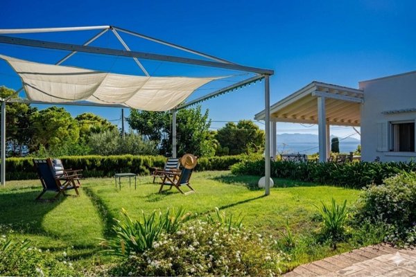 casa indipendente in vendita a Castellammare del Golfo in zona Scopello