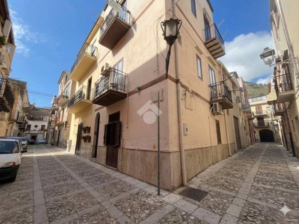 casa indipendente in vendita a Castellammare del Golfo