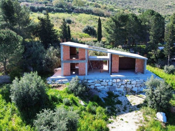 casa indipendente in vendita a Castellammare del Golfo