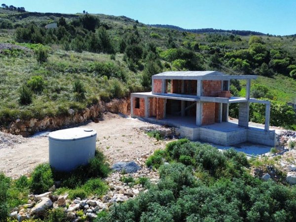 casa indipendente in vendita a Castellammare del Golfo