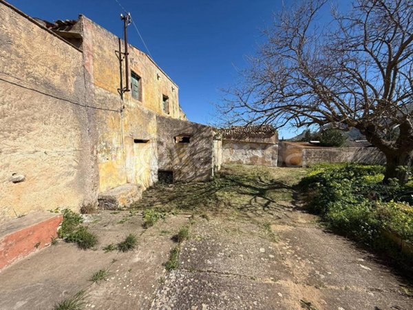 casa indipendente in vendita a Castellammare del Golfo