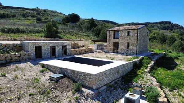 casa indipendente in vendita a Castellammare del Golfo